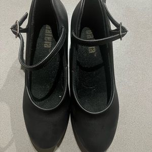 Balera Black Character shoes size 4
